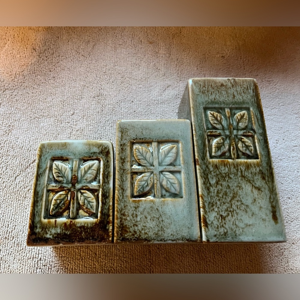 Elegant Leaf Design Vintage Candle Holders - set of 3